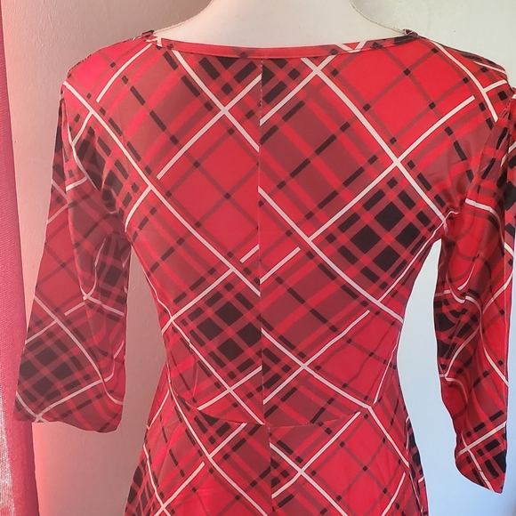 Half Sleeve Plaid Casual Flared Dress - Picture 7 of 7
